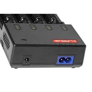 C4 Battery Charger